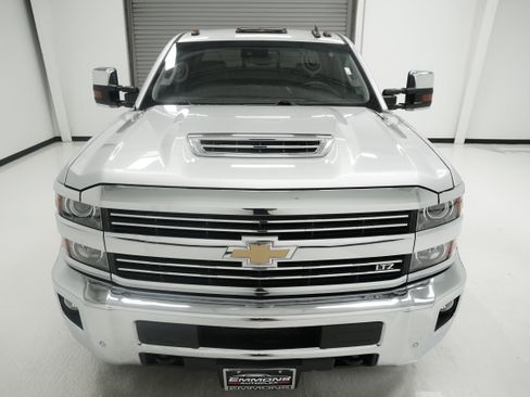Used 2017 Chevrolet Silverado 3500 LTZ w/ Duramax Plus Package AWD/4WD image 2