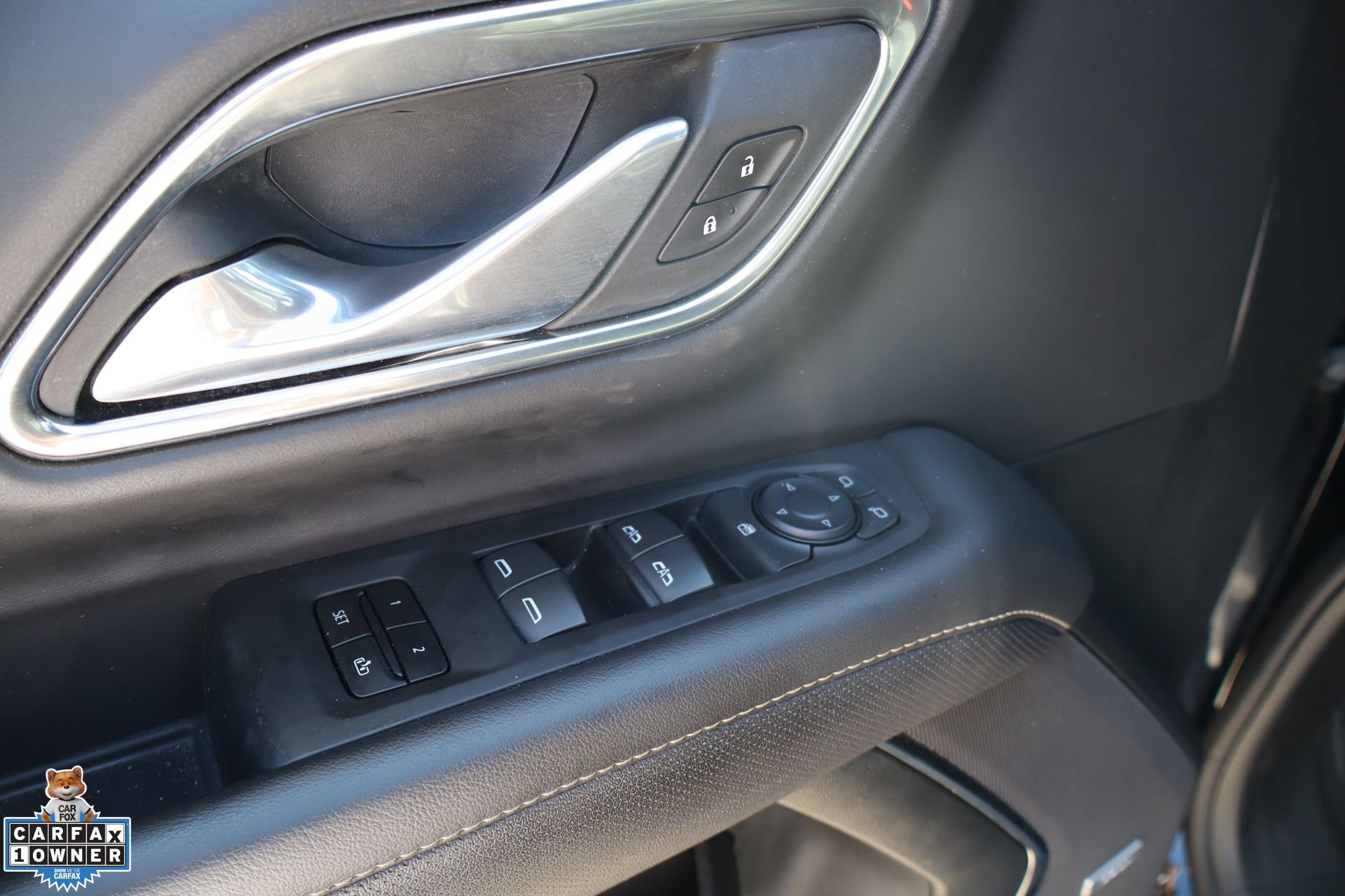 Used 2024 GMC Yukon SLT AWD/4WD image 14