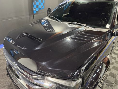 Used 2021 Ford F450 Platinum w/ Camper Package image 8