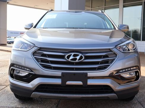Used 2017 Hyundai Santa Fe Sport image 8