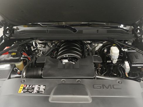 Used 2018 GMC Yukon XL Denali w/ Open Road Package image 35