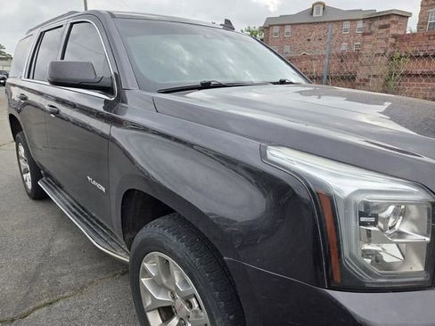 Used 2017 GMC Yukon SLT w/ Open Road Package RWD image 9