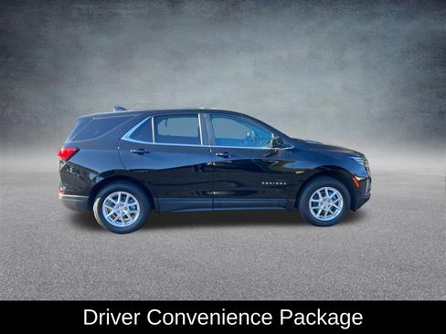 Used 2022 Chevrolet Equinox LT w/ Driver Convenience Package image 8