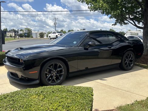 Used 2019 Dodge Challenger GT w/ Blacktop Package RWD image 5