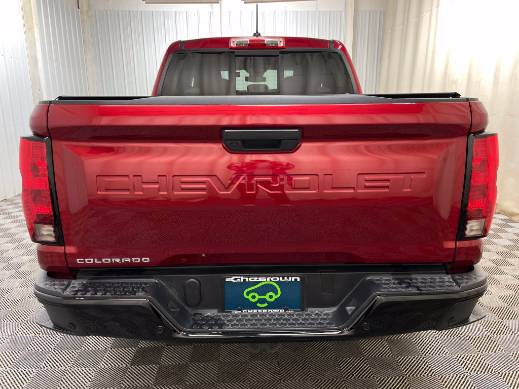 Certified 2025 Chevrolet Colorado W/T AWD/4WD image 18