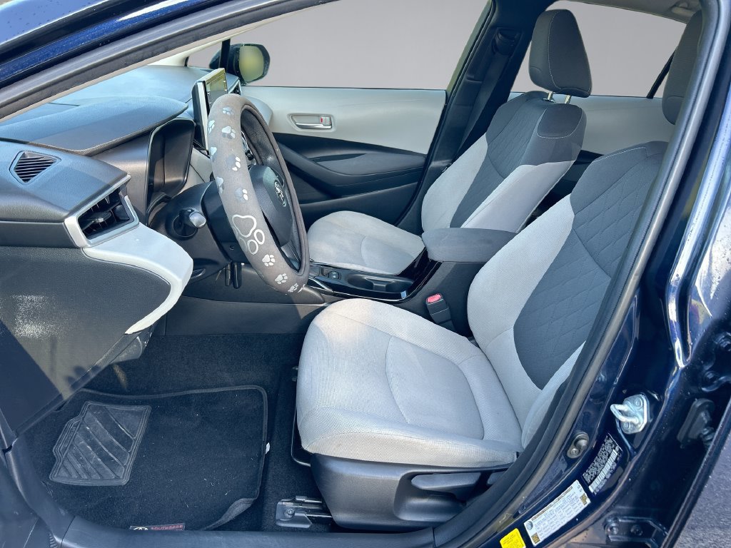 Used 2020 Toyota Corolla LE FWD image 11
