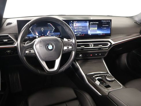 Used 2024 BMW 330i Sedan image 2