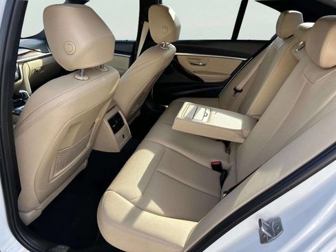 Used 2018 BMW 330e 330e iPerformance 4dr Sedan image 11