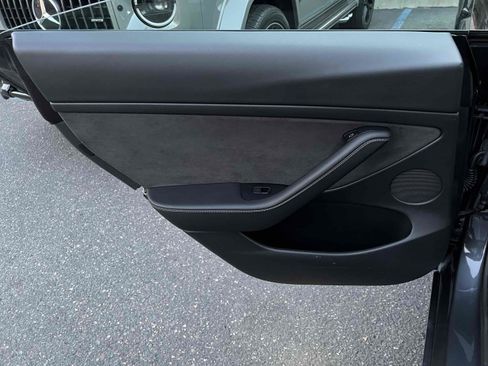 Used 2021 Tesla Model 3 Standard Range Plus image 43