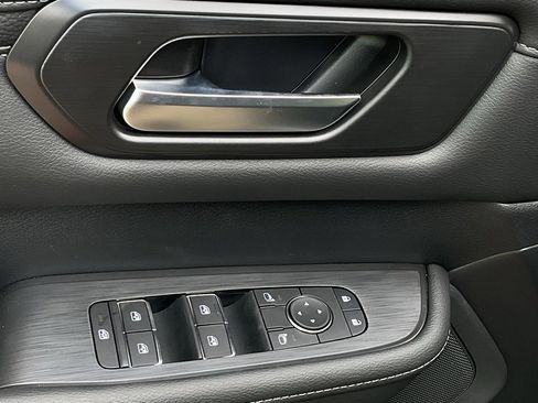 New 2026 Nissan Armada SV image 11