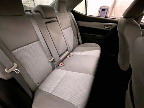 Used 2016 Toyota Corolla LE image 26