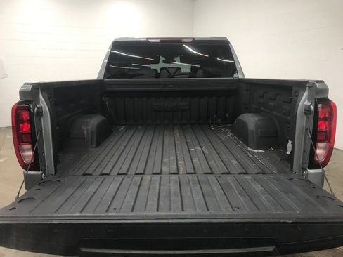 Used 2023 GMC Sierra 1500 Elevation image 32