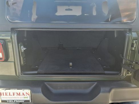 Used 2021 Jeep Wrangler Unlimited Sport AWD/4WD image 14