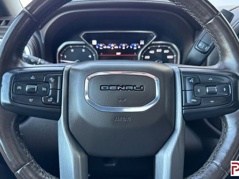 Used 2022 GMC Sierra 3500 Denali w/ Denali Ultimate Package image 28