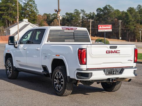 Used 2022 GMC Sierra 2500 AT4 w/ AT4 Preferred Package image 5