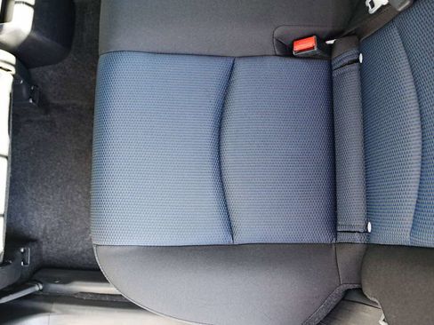 Used 2020 Toyota Yaris LE image 13