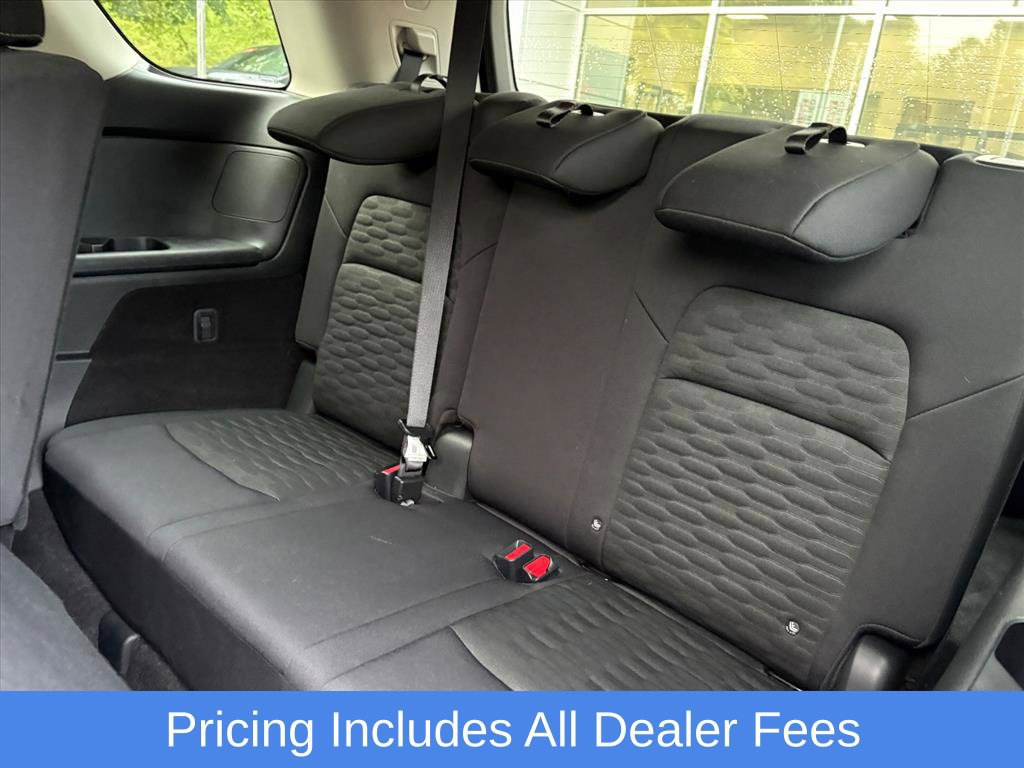 Used 2025 Nissan Pathfinder S AWD/4WD image 22