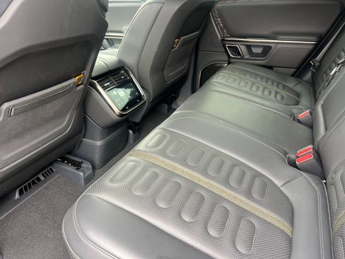 Used 2022 Rivian R1T Adventure image 12