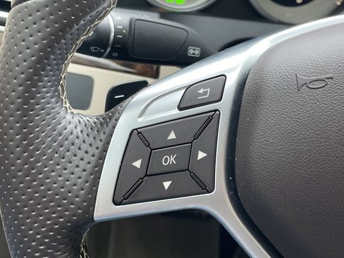 Used 2017 Mercedes-Benz E 400 Cabriolet image 30