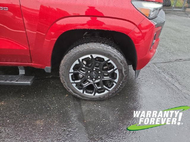 Used 2026 Chevrolet Colorado Z71 w/ Technology Package AWD/4WD image 19