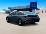 New 2025 Hyundai Elantra SE image 5
