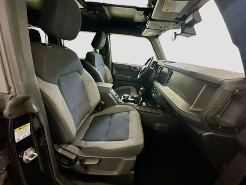 Used 2025 Ford Bronco Big Bend AWD/4WD image 32