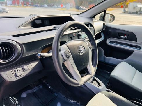 Used 2013 Toyota Prius C Two image 26