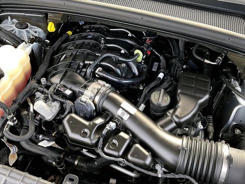 Used 2022 Jeep Grand Cherokee L Limited image 35