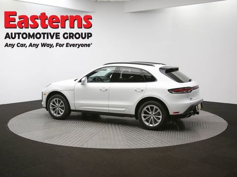 Used 2023 Porsche Macan T w/ Premium Package Plus image 64