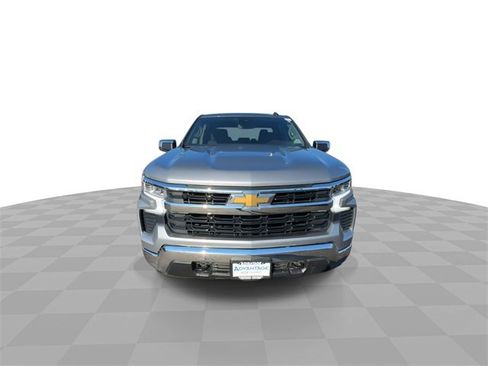 Used 2023 Chevrolet Silverado 1500 LT image 3