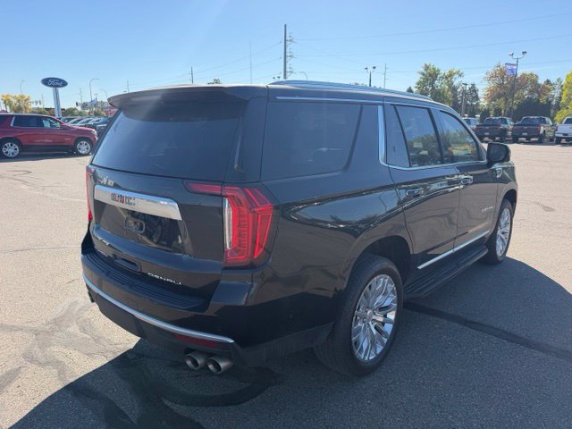 Used 2024 GMC Yukon Denali w/ Advanced Technology Package AWD/4WD image 10