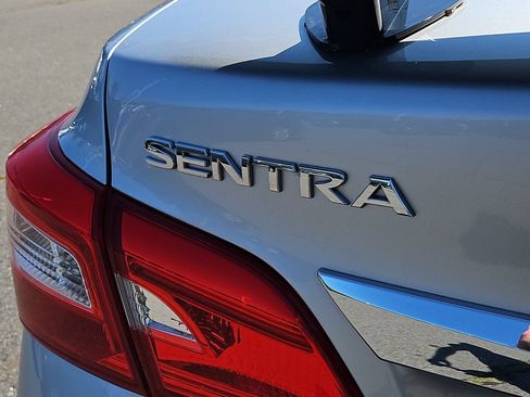 Used 2016 Nissan Sentra S FWD image 12