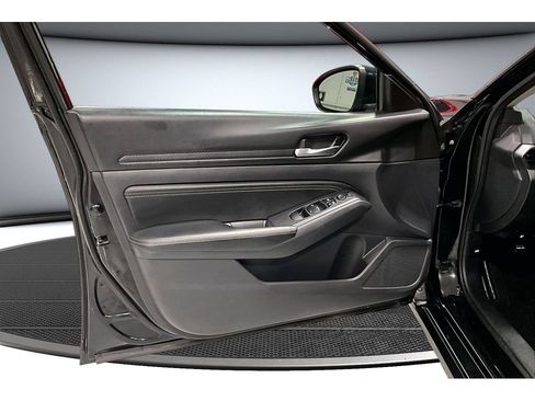 Used 2019 Nissan Altima 2.5 S FWD image 30
