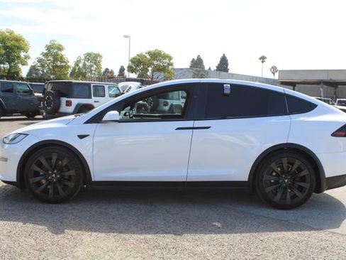 Used 2023 Tesla Model X AWD/4WD image 7