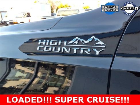 Used 2023 Chevrolet Suburban High Country w/ Advanced Technology Package image 9