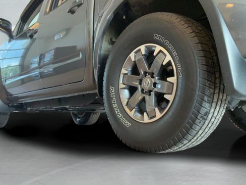 Used 2020 Nissan Frontier PRO-4X w/ Pro-4x Utility Package AWD/4WD image 43