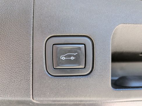 Used 2021 Cadillac XT5 Premium Luxury image 34