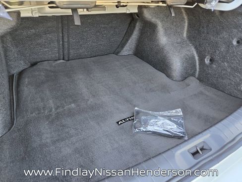 Used 2025 Nissan Altima 2.5 S FWD image 13