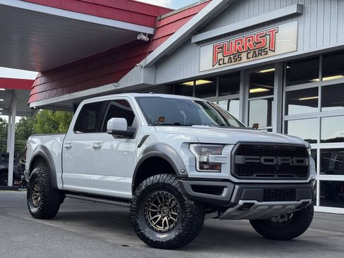 Used 2017 Ford F150 Raptor w/ Equipment Group 802A Luxury AWD/4WD image 1