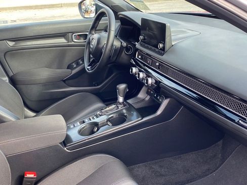 Used 2025 Honda Civic Sport image 13
