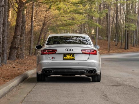 Used 2017 Audi S6 Prestige w/ S6 Sport Package image 34
