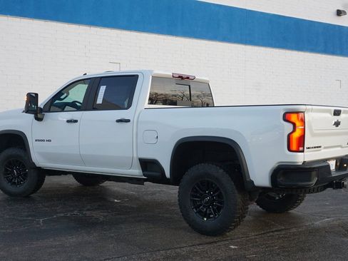 New 2026 Chevrolet Silverado 2500 ZR2 w/ LPO, Dark Essentials Package image 8