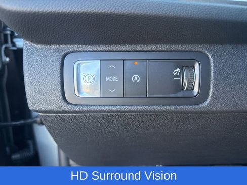 Used 2026 Chevrolet Traverse LT w/ Midnight/Sport Edition image 10