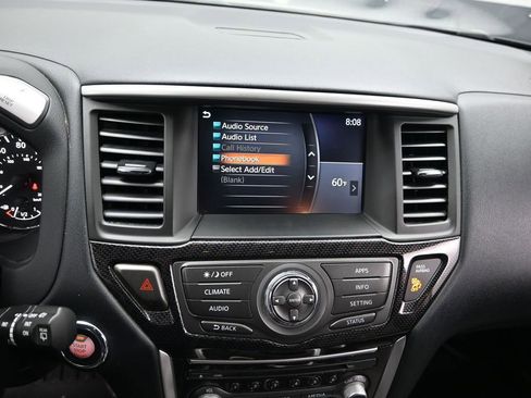 Used 2020 Nissan Pathfinder SV w/ Rock Creek Edition FWD image 15