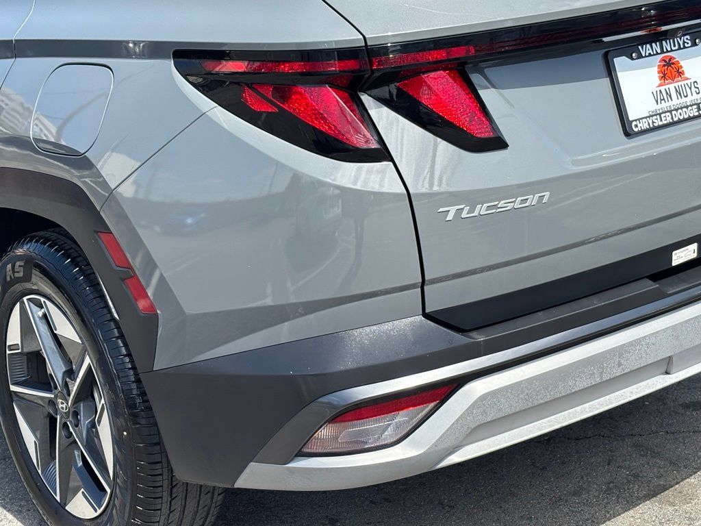 Used 2025 Hyundai Tucson SEL FWD image 5