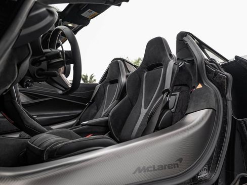 New 2026 McLaren 750S Spider image 25
