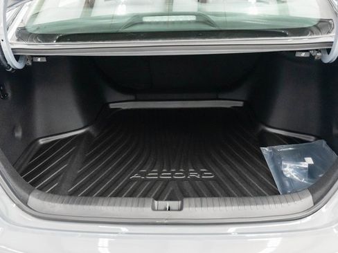 New 2025 Honda Accord EX-L image 10