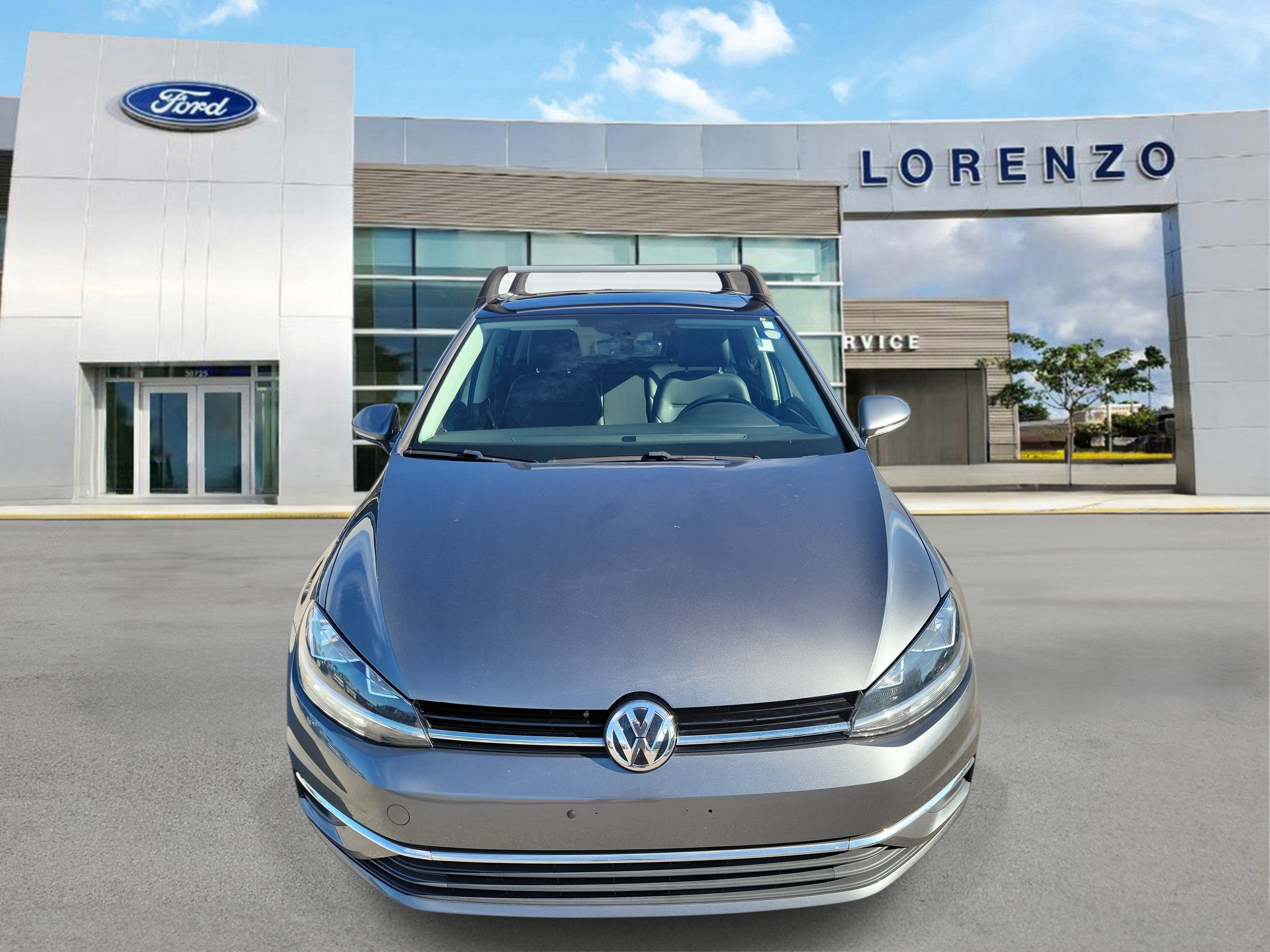 Used 2020 Volkswagen Golf 4-Door FWD image 2