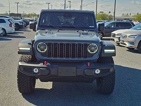 Used 2024 Jeep Wrangler Unlimited Rubicon image 16