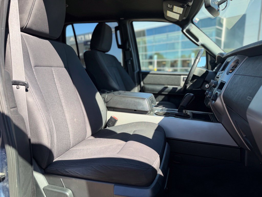 Used 2017 Ford Expedition XLT RWD image 10